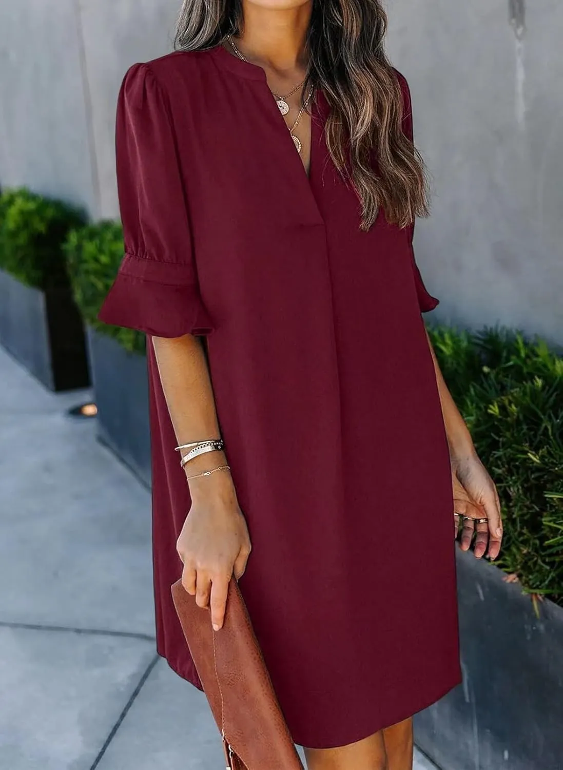 Wkior Shift Dress for Women V Neck Short Sleeves Solid Color Casual Flowy Summer Dresses(S-2XL)